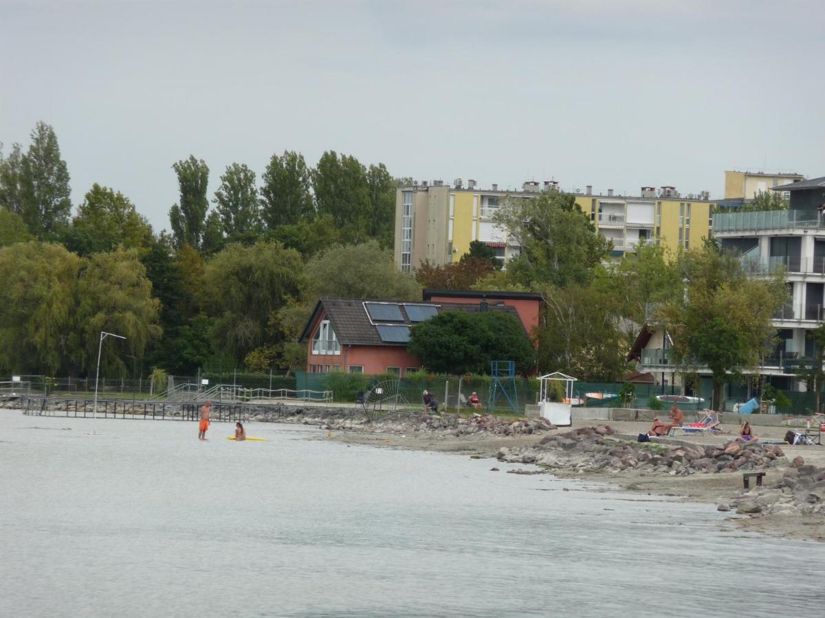 Nadas Tarsashaz Balatonlelle Exterior foto